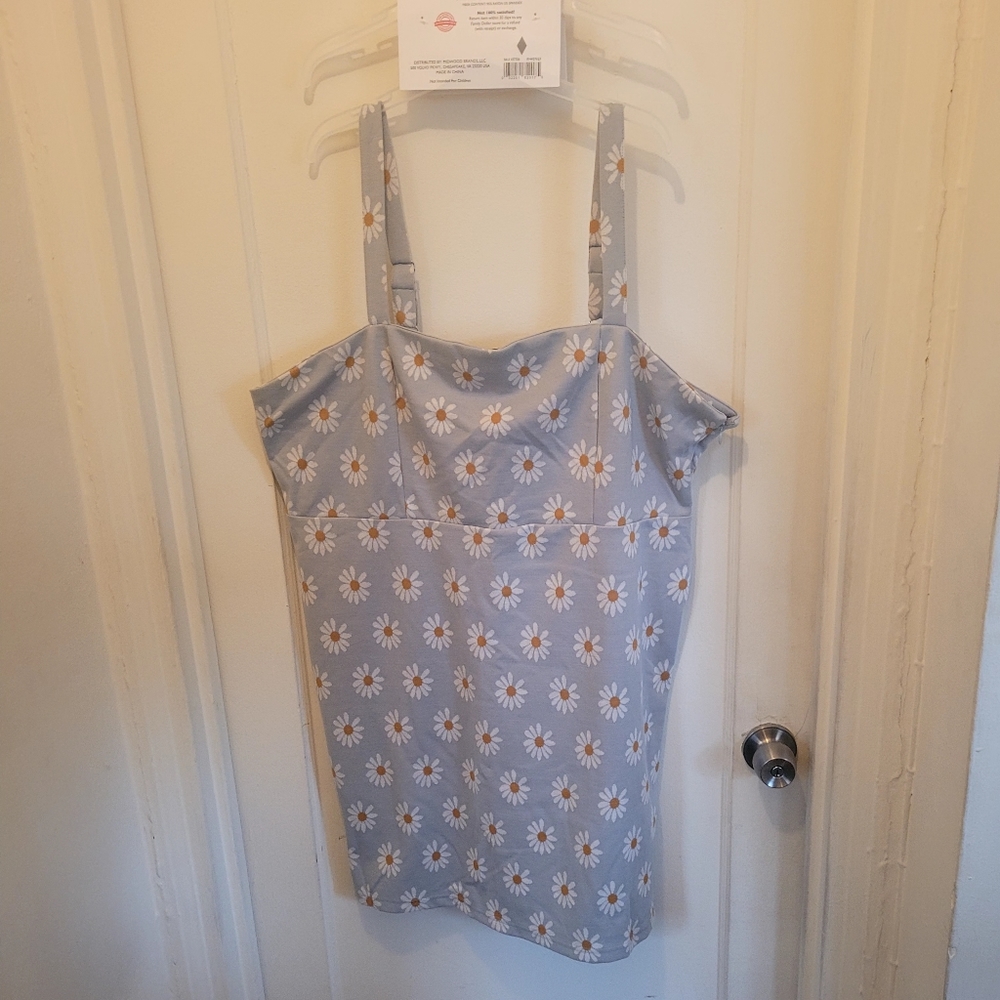 Grey Daisy pattern plus size Dress 3X
